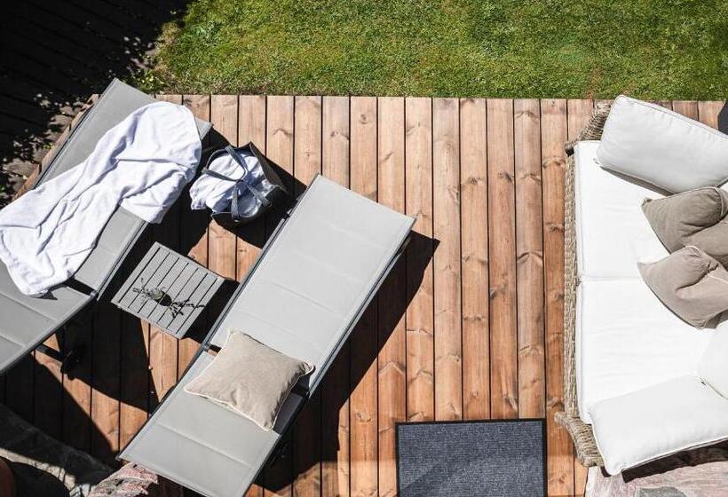 Люкс Вид на Сад, Chalet Grumer Suites&spa