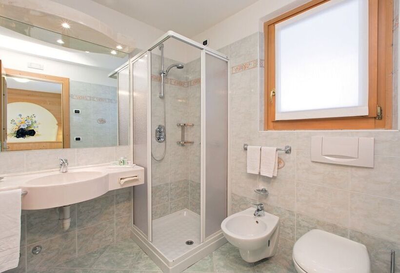 اتاق استاندارد, Crosal