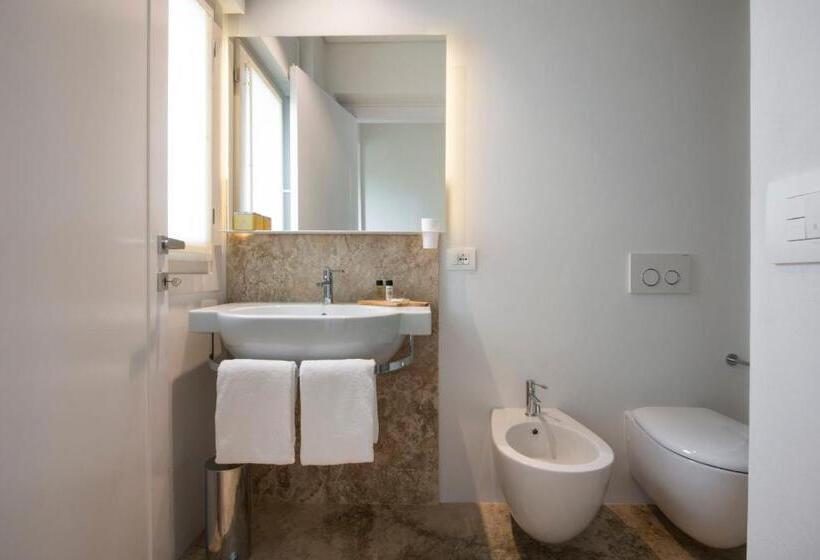 דירה בת חדר שינה 1 עם מרפסת, Dame Di Toscana