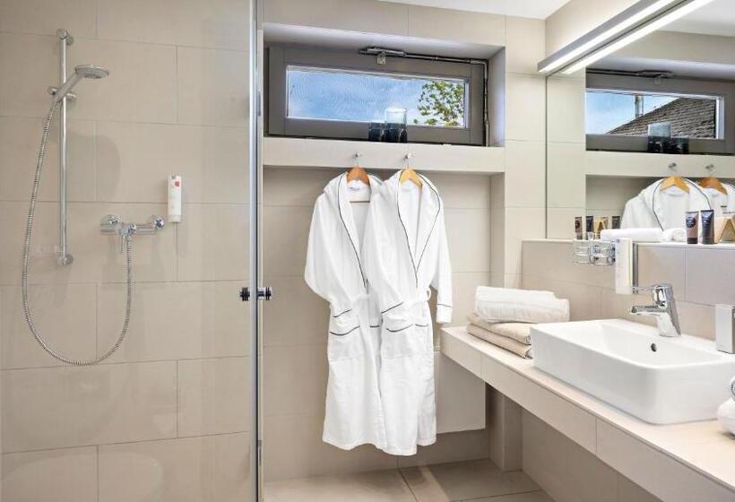 디럭스 룸, Diehlberg