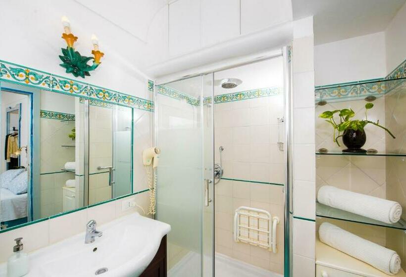 اتاق سوپریور با چشمانداز دریا, Dimora Del Podestà