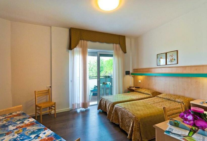 חדר סטנדרט לשלושה, Gimm