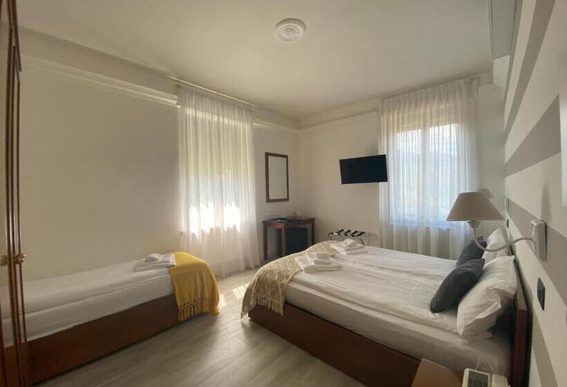 스탠다드 트리플 룸, La Fontana