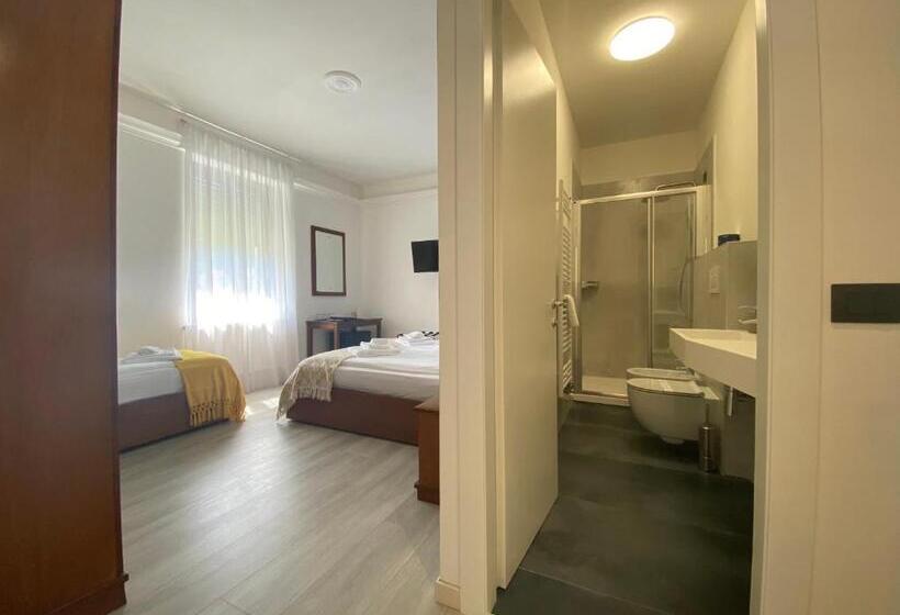 스탠다드 트리플 룸, La Fontana