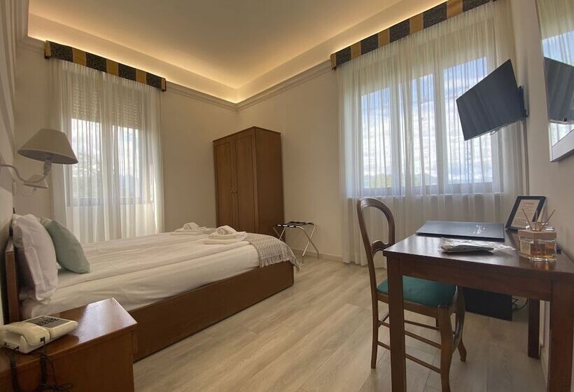 스탠다드 룸 호수 전망, La Fontana