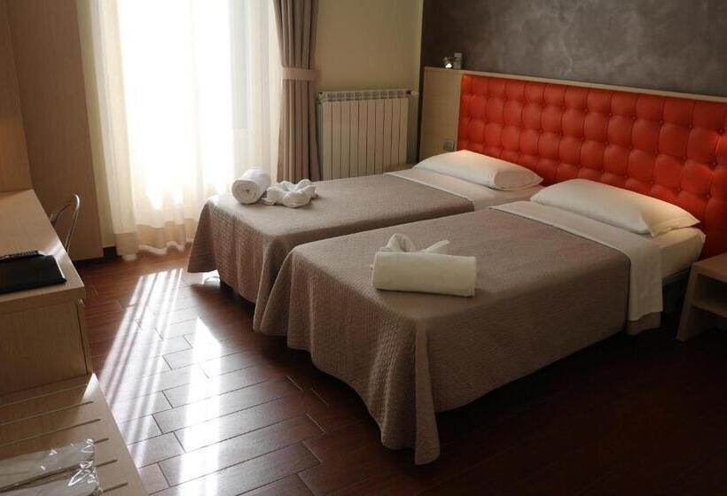 标准间, La Madonnina