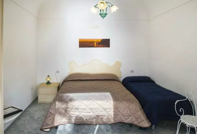 Standard Kolmen Hengen Huone, La Maliosa D  Arienzo