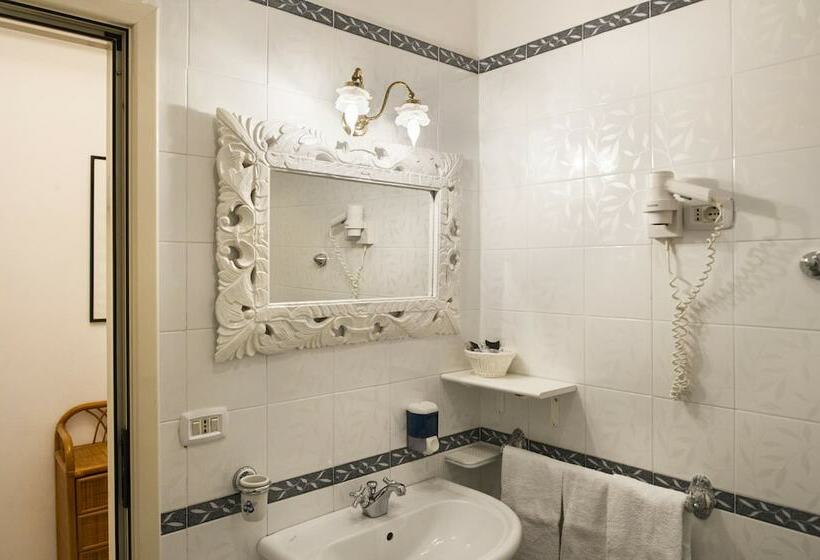 四人标准间, La Maliosa D  Arienzo