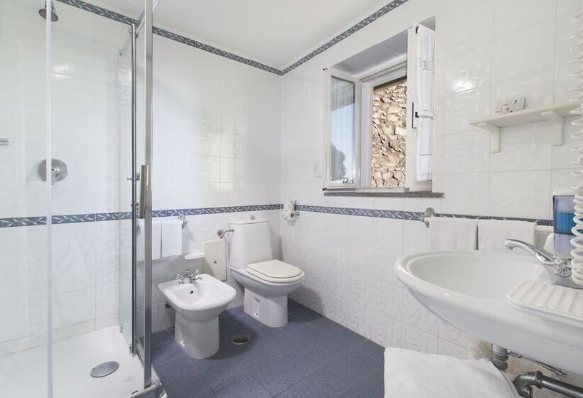 标准三人间, La Maliosa D  Arienzo