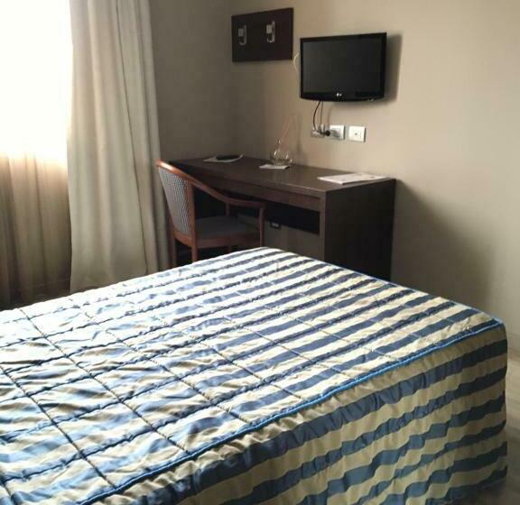 غرفة قياسية فردية, L'angolo