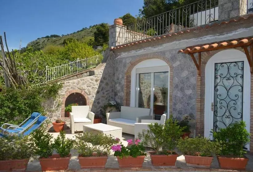 اتاق استاندارد چهار تخته با چشم‌انداز دریا, Le Ginestre Di Capri Bb & Holiday House