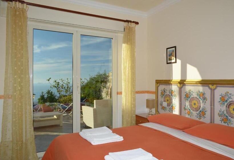 Четырехместный Номер Стандарт Вид на Море, Le Ginestre Di Capri Bb & Holiday House