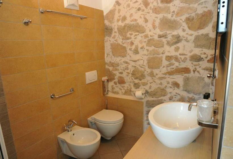 شقة غرفتين, Maso Franceschella