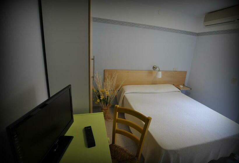 标准单人间, Monna Lisa