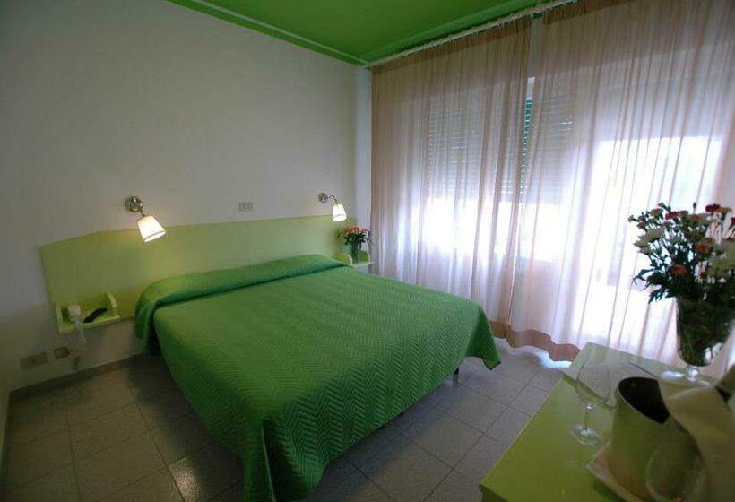 标准间, Monna Lisa