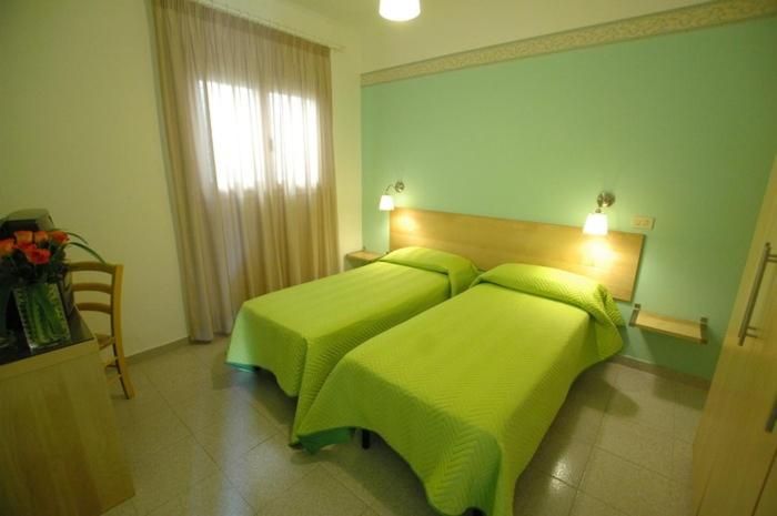 家庭间, Monna Lisa