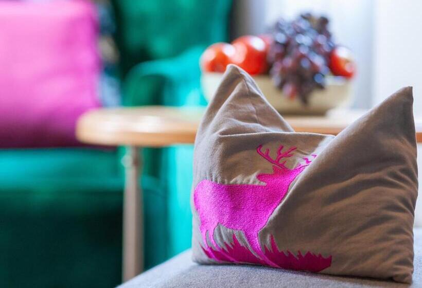 סטודיו משפחתי, Pension Vitalis