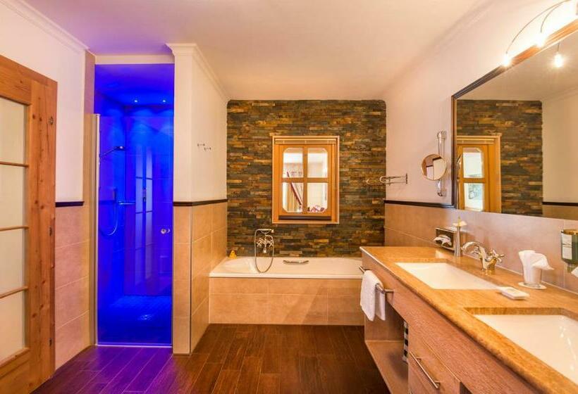 Люкс, Quelle Nature Spa Resort