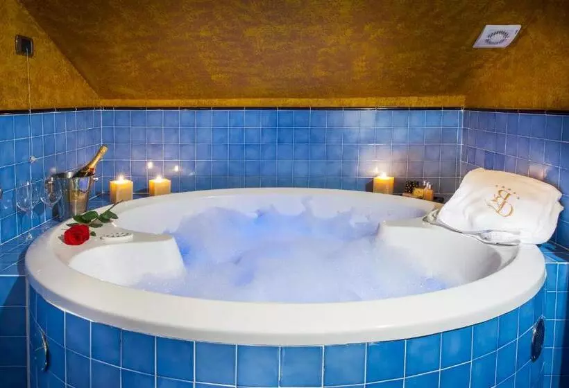 スイート, Relais Ducale Spa & Pool