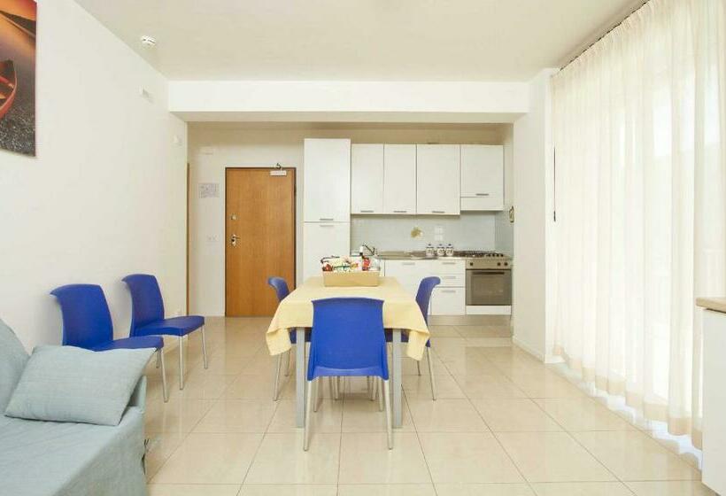 דירת חדר סופריור, Residence I Delfini