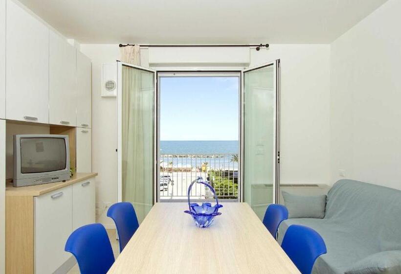 דירת נוחות 2 חדרים, Residence I Delfini