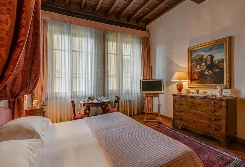 اتاق لوکس با چشم‌انداز, Residenza D'epoca In Piazza Della Signoria