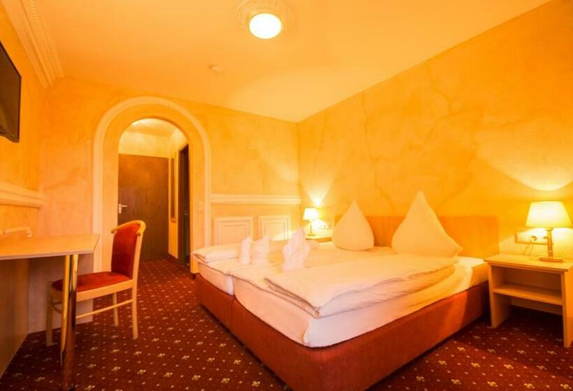 Номер Стандарт, Restaurant Alpha