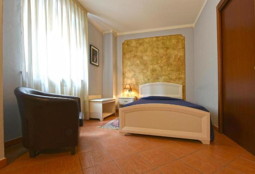 标准单人间, Ristorante Borgovecchio