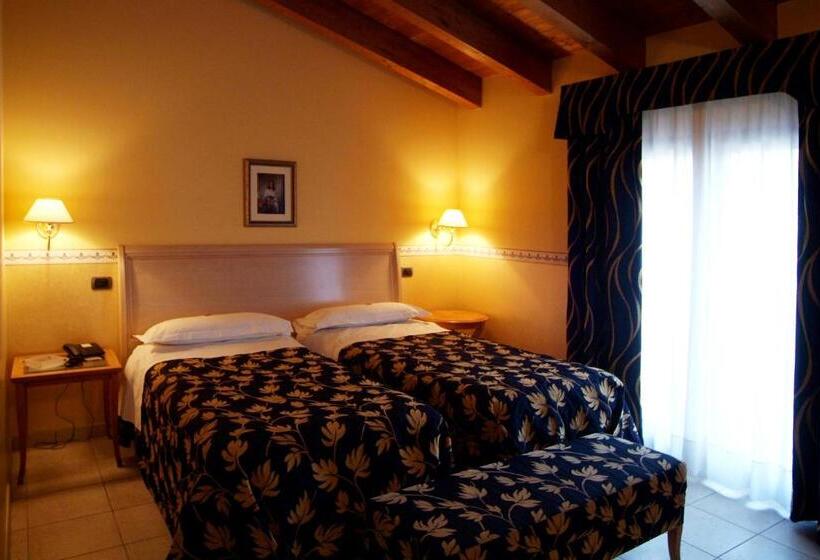 带大床的标准间, Ristorante Novecento