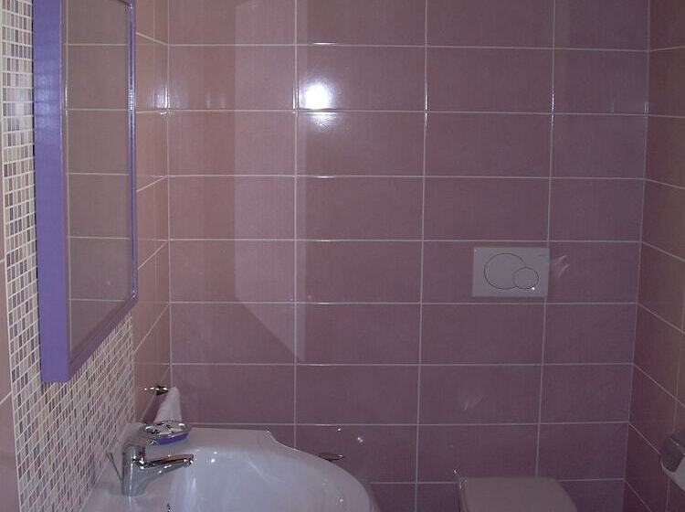 اتاق استاندارد سه نفره, Samarcanda