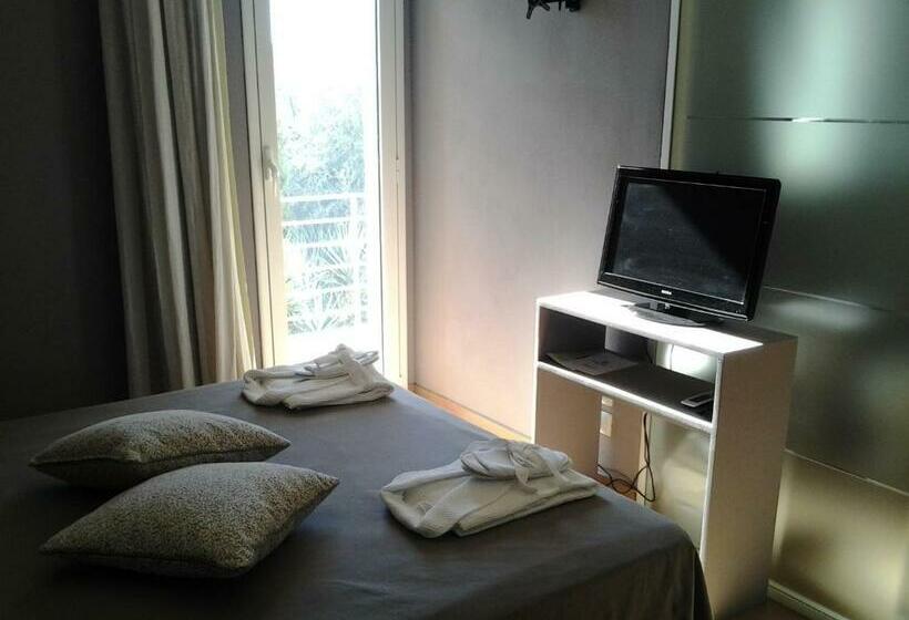 Номер Стандарт с Балконом, Suitebeach B&b And Resort