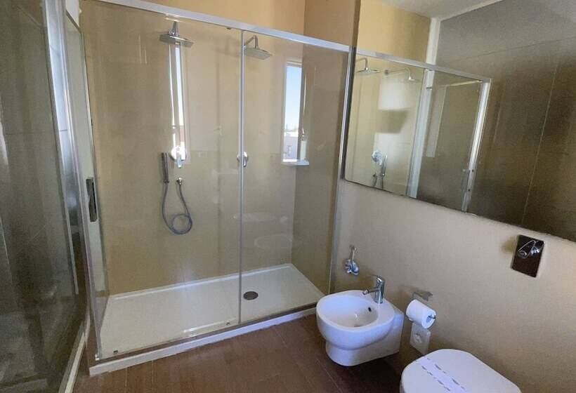 标准三人间, Suitebeach B&b And Resort