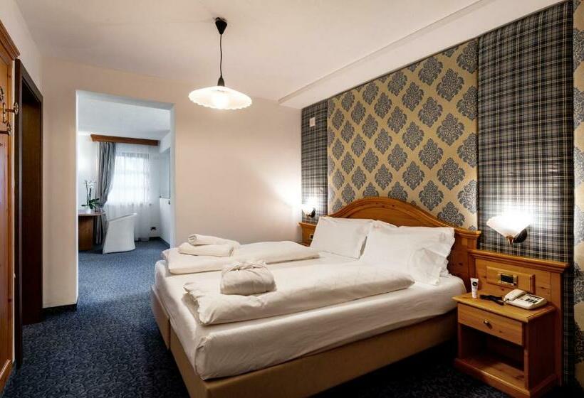 标准间带漩涡浴缸, Terme Antico Bagno