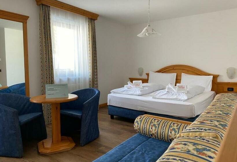 주니어 스위트, Terme Antico Bagno
