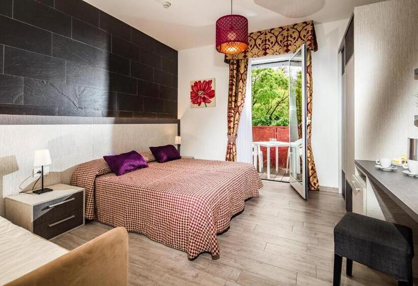 חדר סטנדרט לשלושה, Vienna