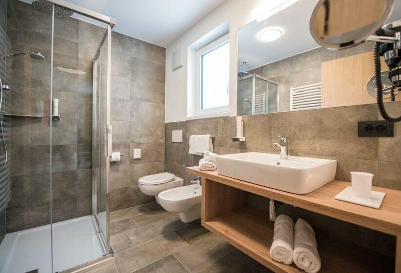 חדר סטנדרט עם מרפסת, Vitaurina Royal