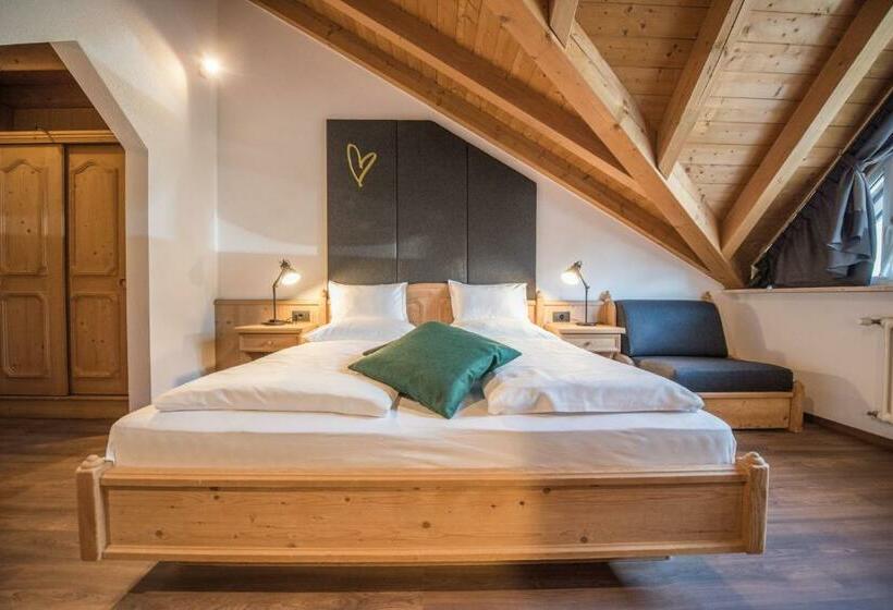 חדר סטנדרט עם מרפסת, Vitaurina Royal