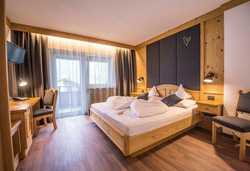 Номер Стандарт с Балконом, Vitaurina Royal