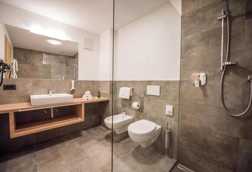 חדר סטנדרט עם מרפסת, Vitaurina Royal