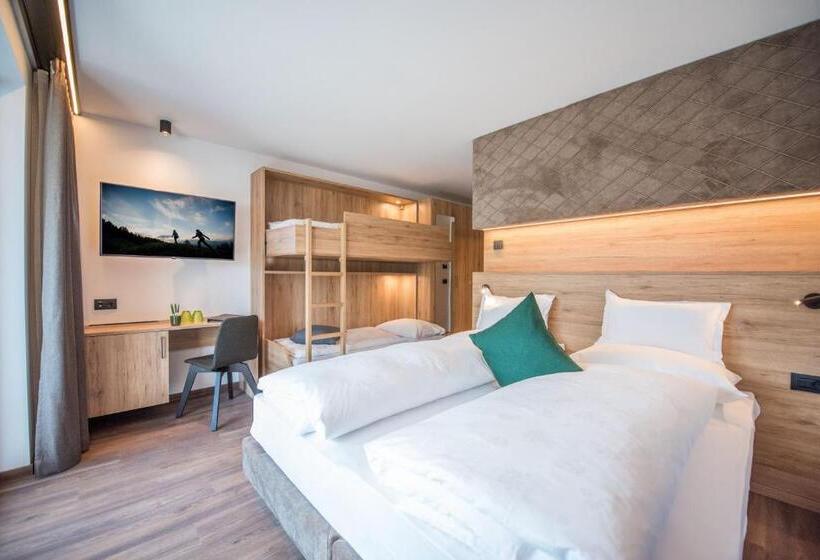 חדר סטנדרט עם מרפסת, Vitaurina Royal