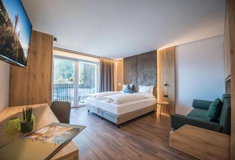 חדר סטנדרט עם מרפסת, Vitaurina Royal