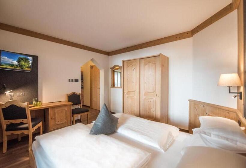 סטודיו סטנדרט עם מרפסת, Vitaurina Royal