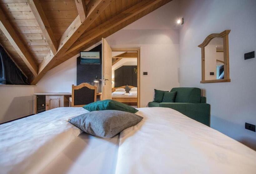 סטודיו סטנדרט עם מרפסת, Vitaurina Royal