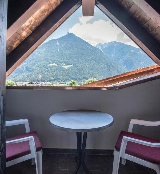 חדר סטנדרט עם מרפסת, Vitaurina Royal