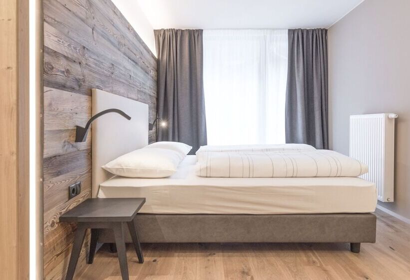 غرفة سوبيريور عائلية, Wieser