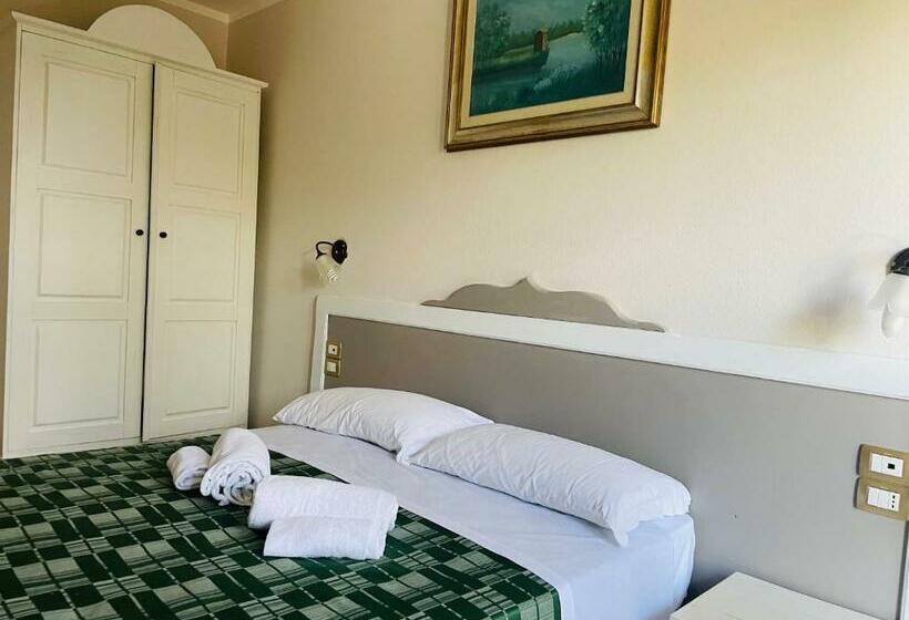 스탠다드 룸, Tanit Hotel Villaggio Ristorante