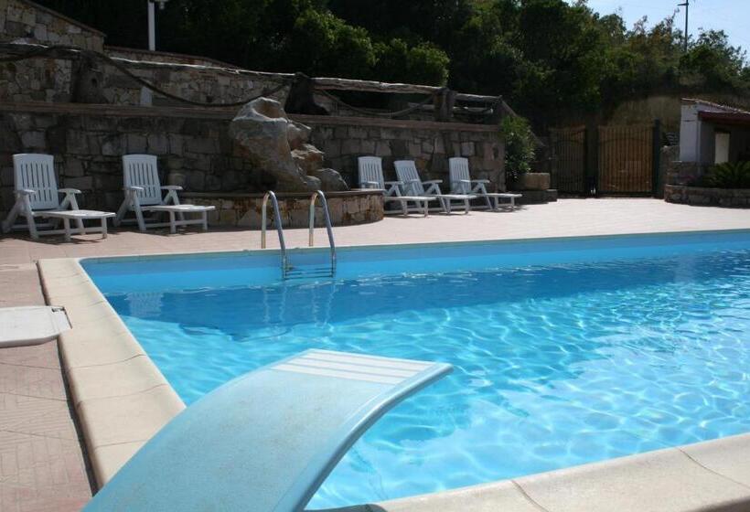 4인용 스탠다드 룸, Tanit Hotel Villaggio Ristorante