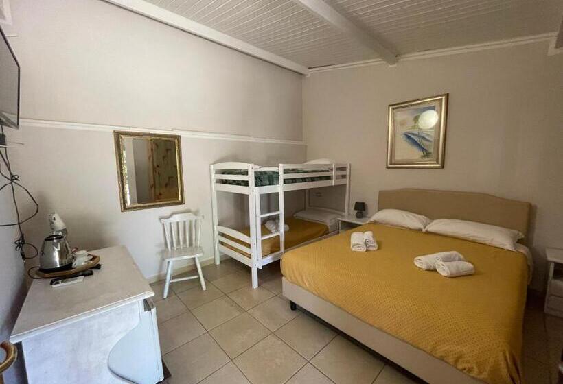 Четырехместный Номер Стандарт, Tanit Hotel Villaggio Ristorante