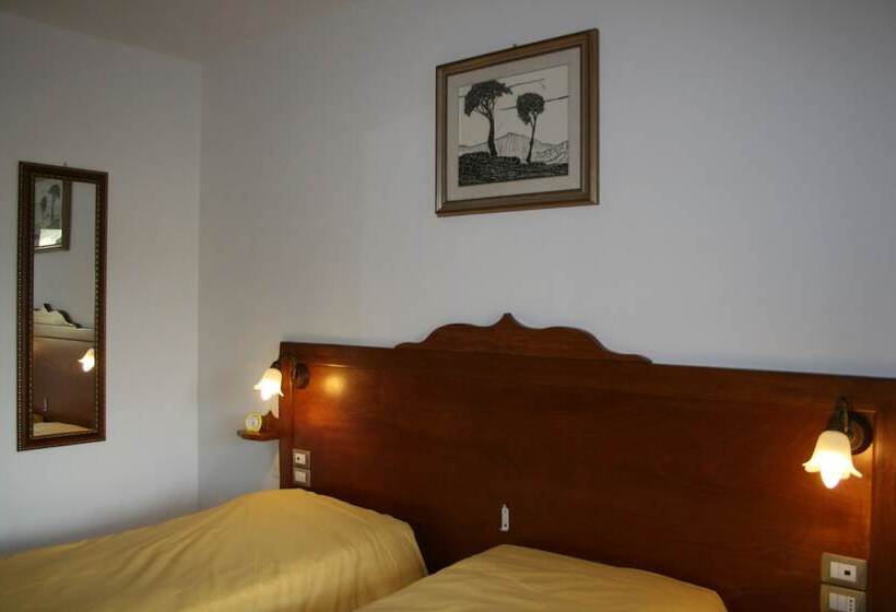 Четырехместный Номер Стандарт, Tanit Hotel Villaggio Ristorante