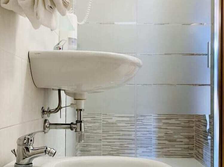 4인용 스탠다드 룸, Tanit Hotel Villaggio Ristorante